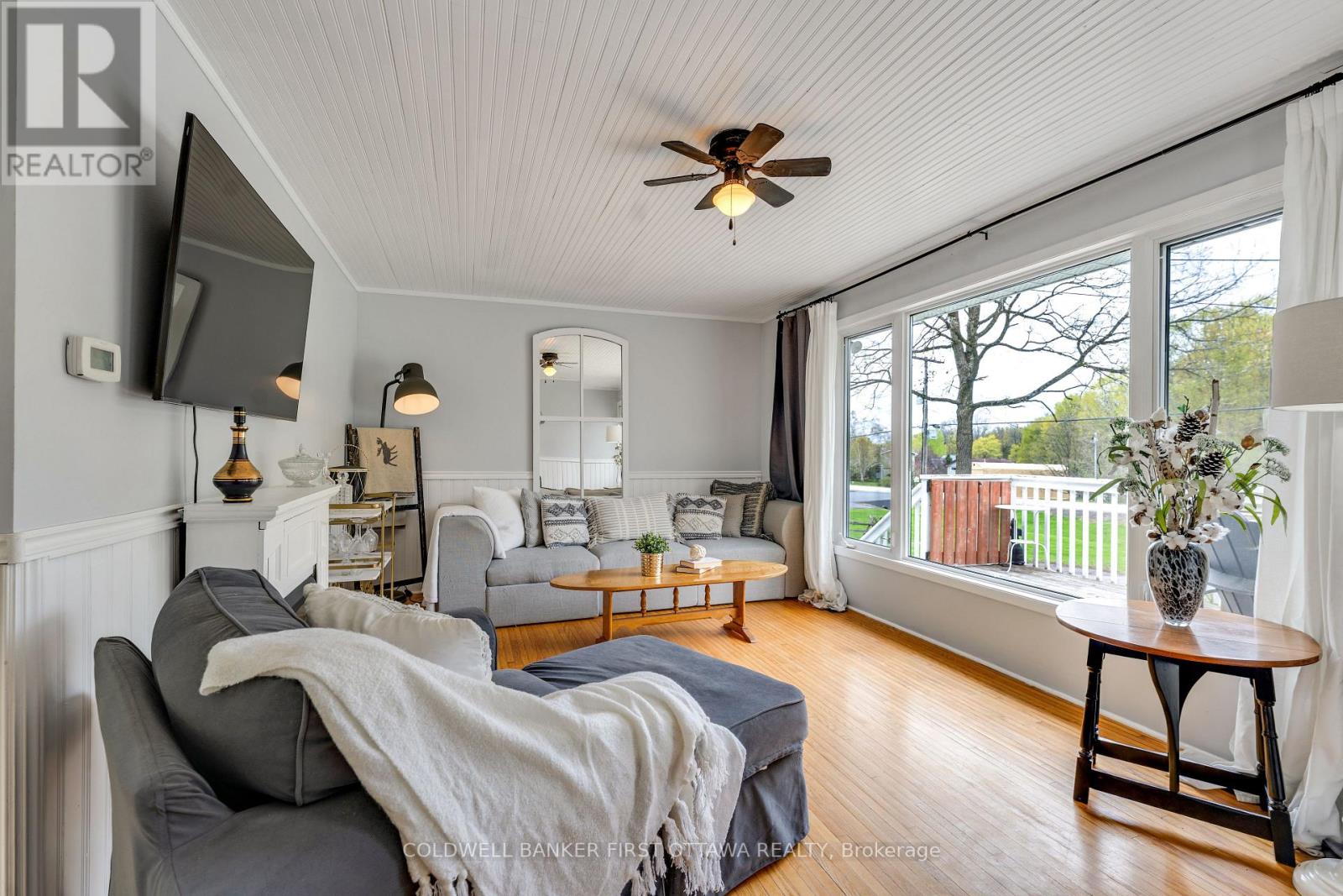 2498 RIDEAU FERRY ROAD - Image 14