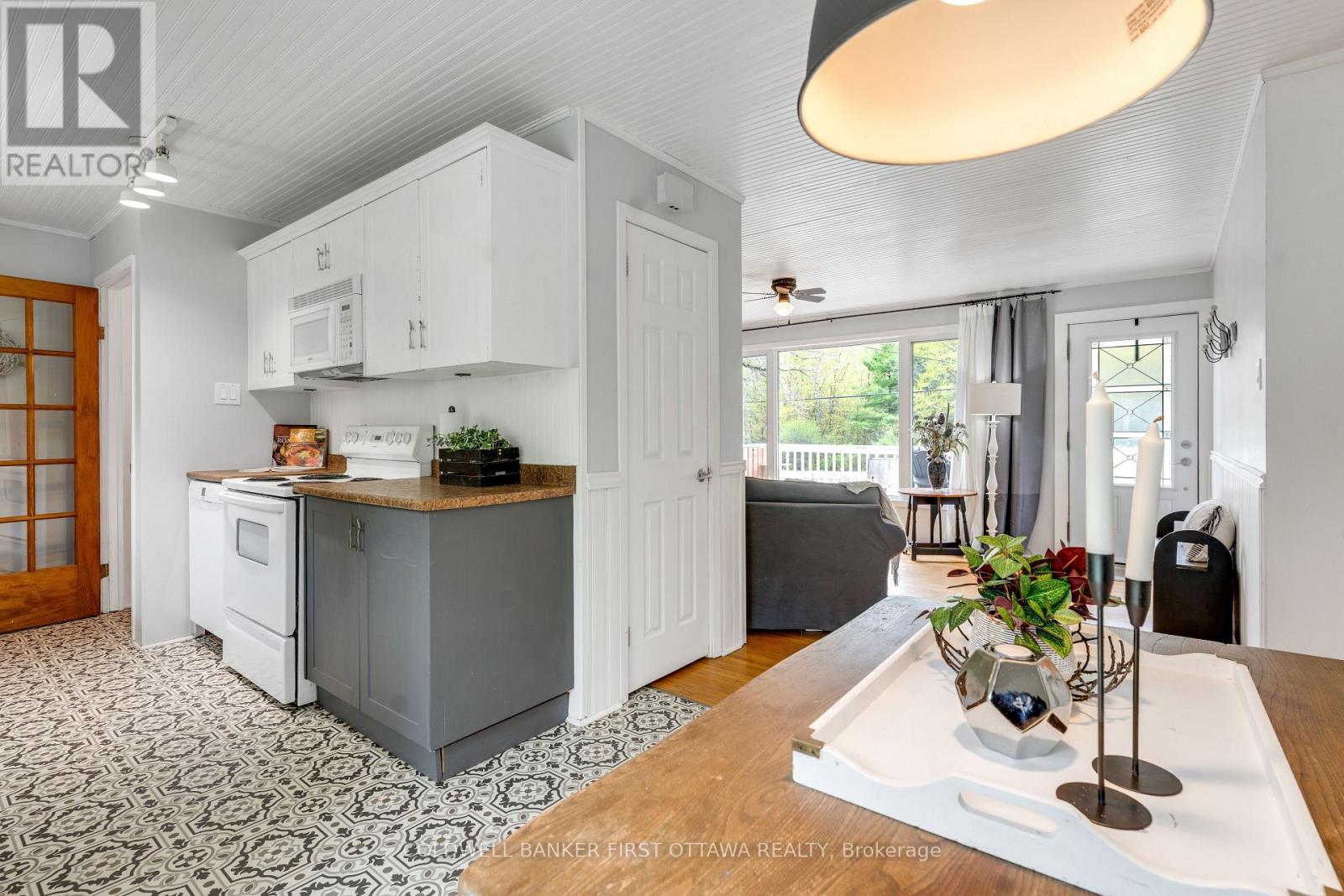 2498 RIDEAU FERRY ROAD - Image 18