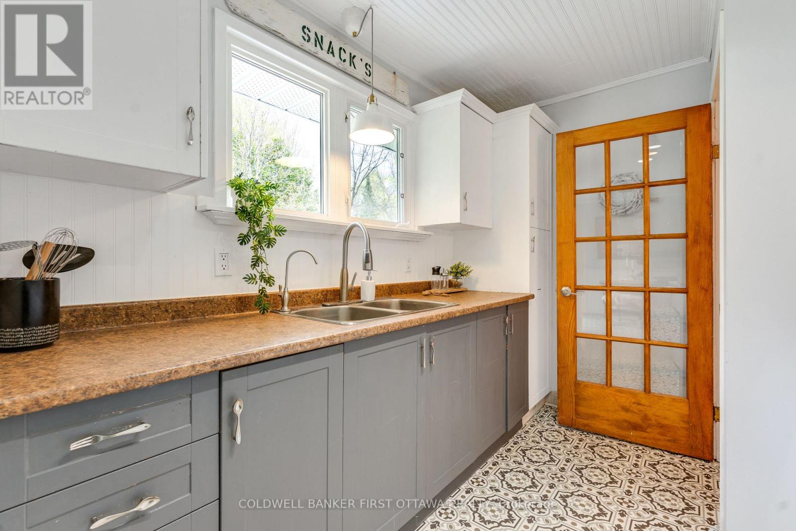 2498 RIDEAU FERRY ROAD - Image 20