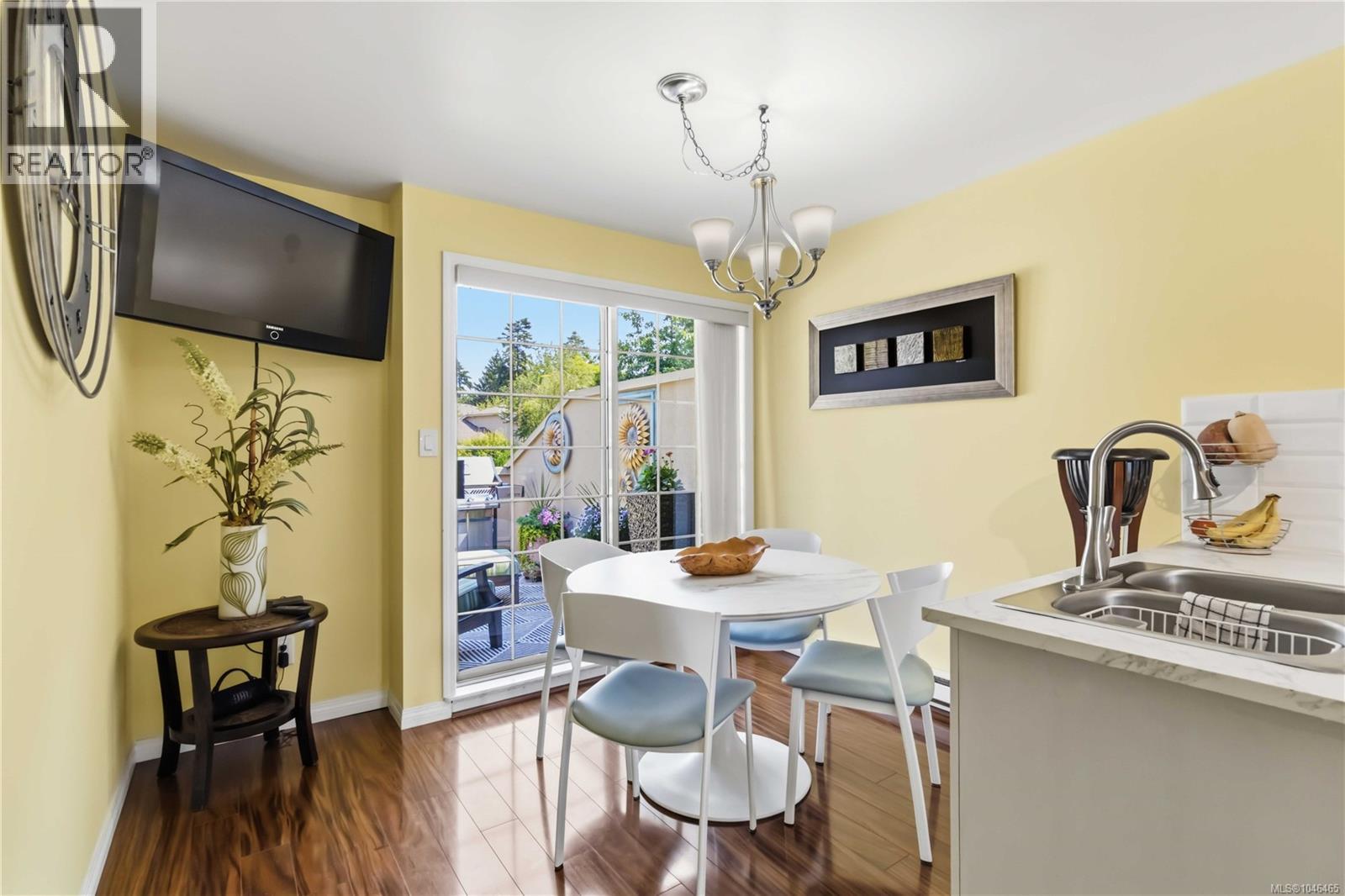#47 909 Admirals Rd - Image 13