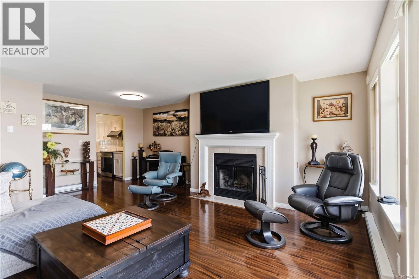 #47 909 Admirals Rd - Image 8