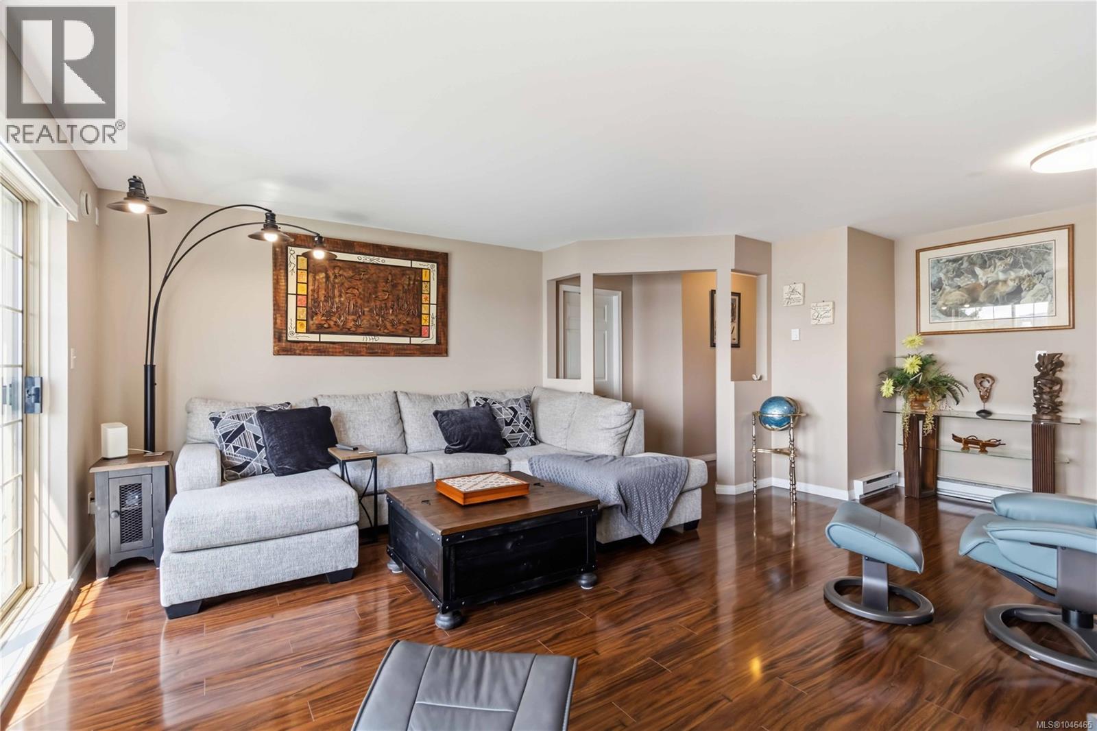 #47 909 Admirals Rd - Image 9