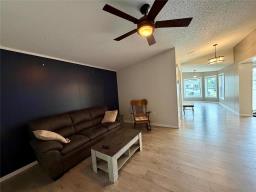 78 Goldfinch Crescent, Brandon, MB R7C1E1 Photo 10
