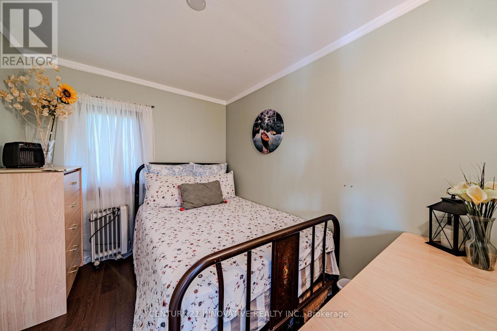 73 LOON STREET - Image 30