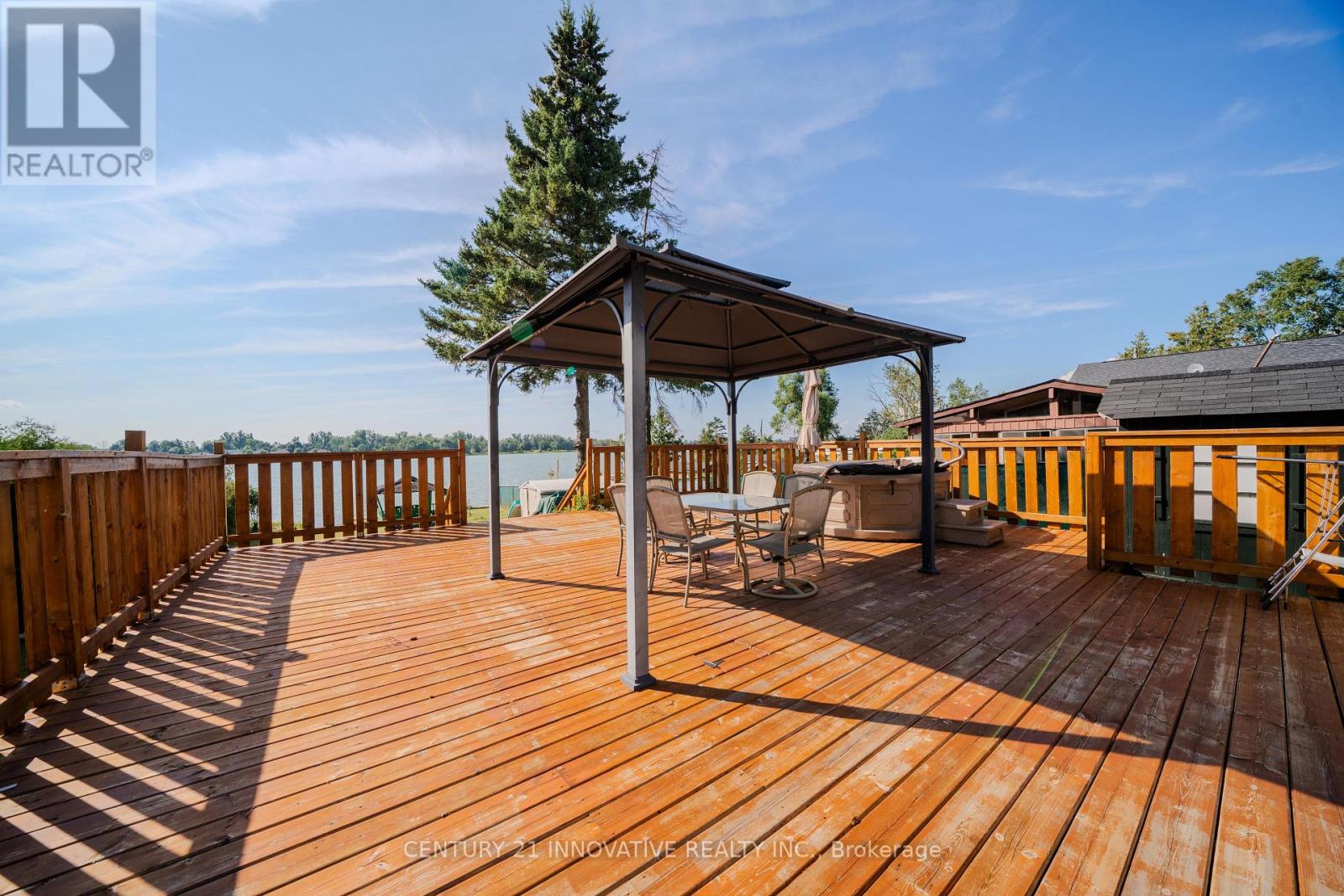 73 LOON STREET - Image 38