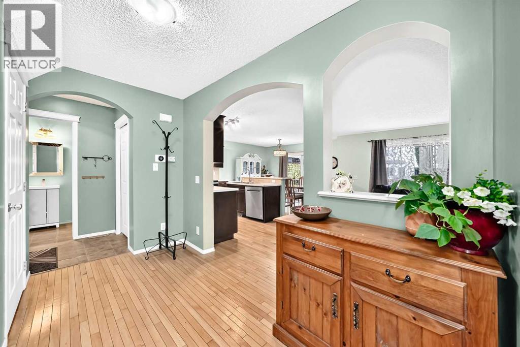 960 Copperfield Boulevard SE - 4