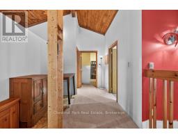 1039 South Waseosa Lake Road, Huntsville, ON P1H2N5 Photo 13