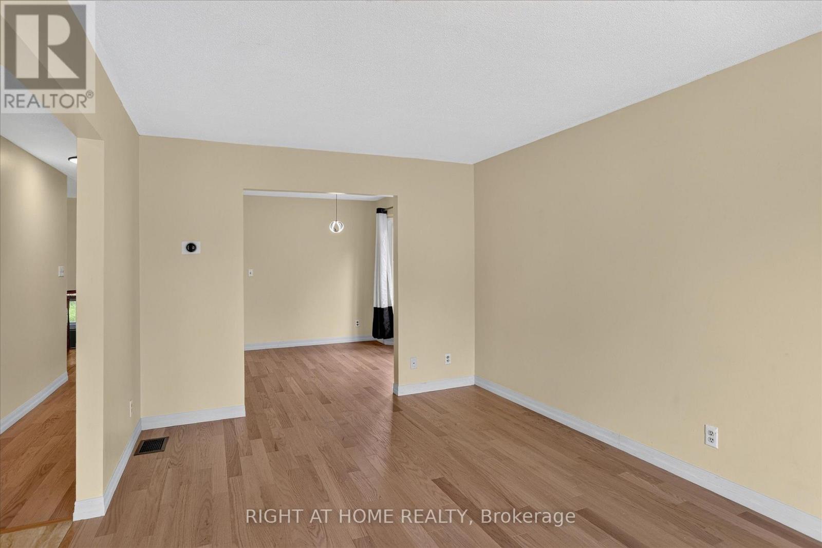 1533 WILDLARK DRIVE - Image 8