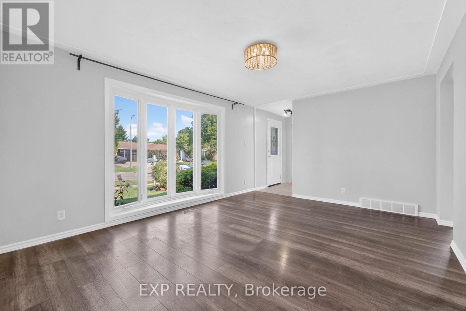 51 APPALACHIAN CRESCENT - 15