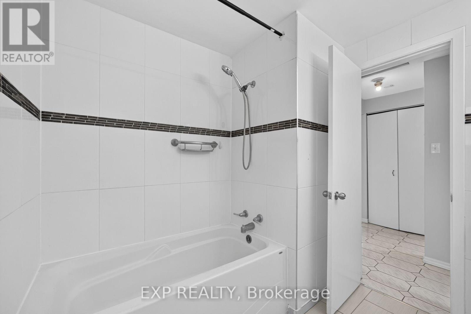 51 APPALACHIAN CRESCENT - 29
