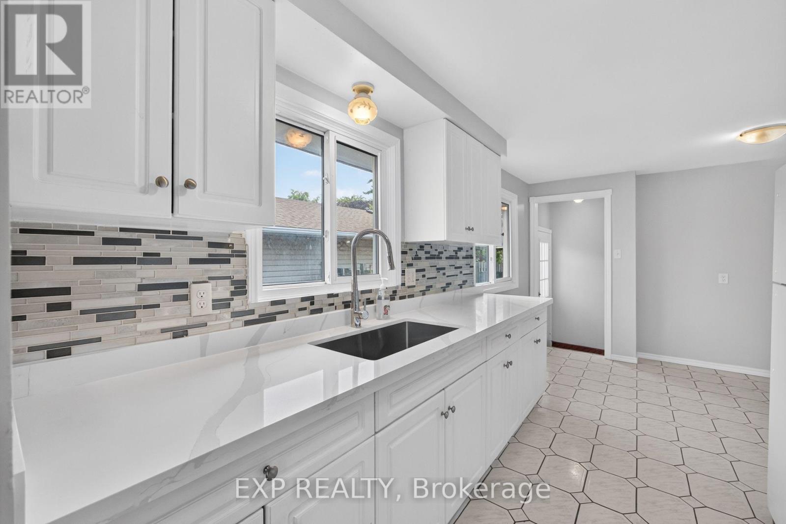 51 APPALACHIAN CRESCENT - 9