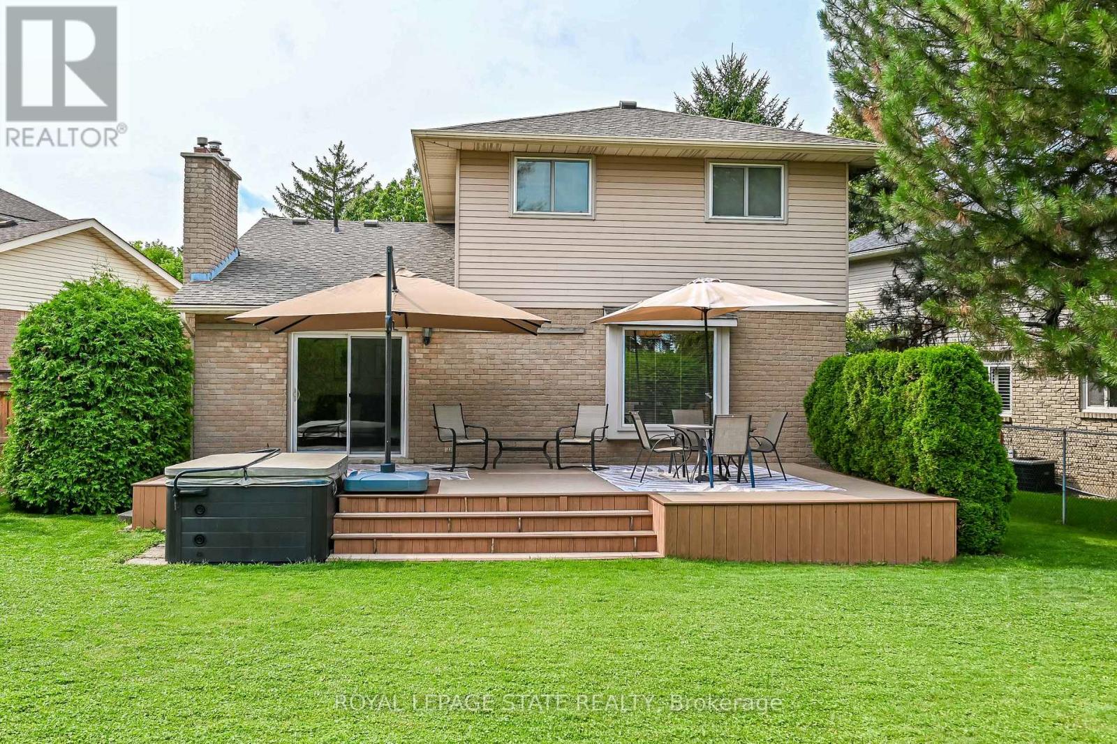 621 TOMAHAWK CRESCENT - 46