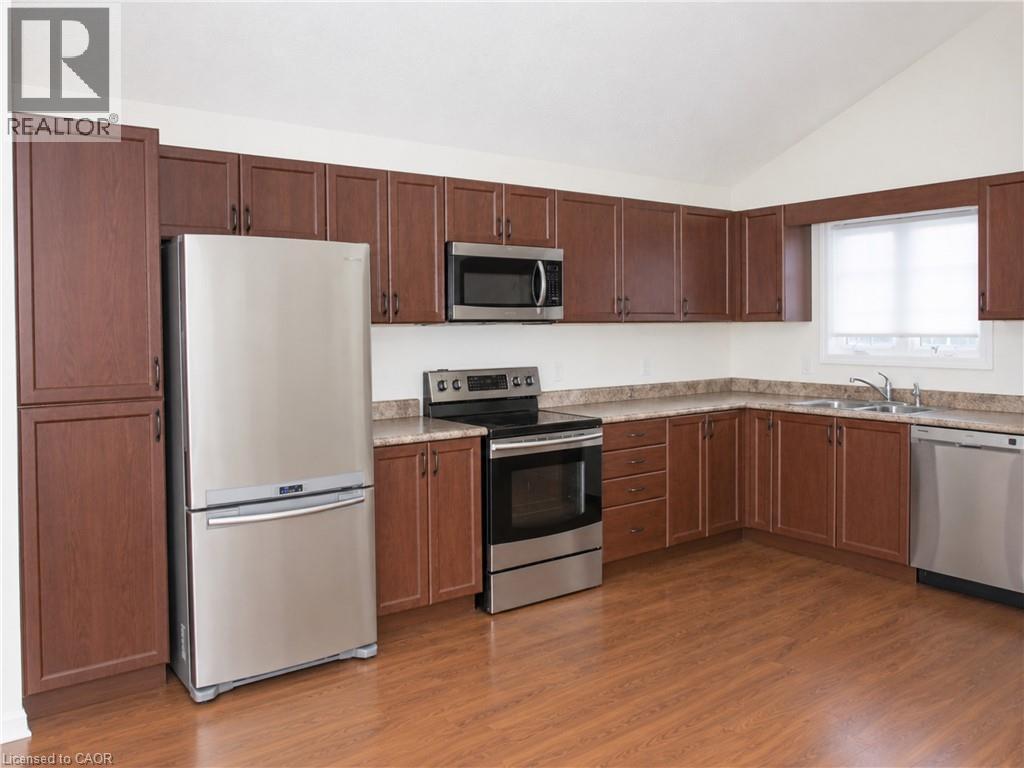 50 LEMON GRASS Street Unit# A — photo 2