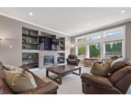 19160 69 Avenue, Surrey, BC V4N0A4 Photo 8