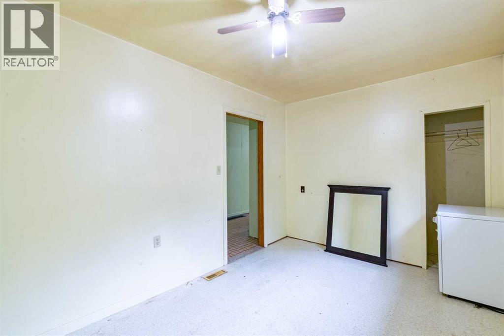 5127 50 Street - Image 17