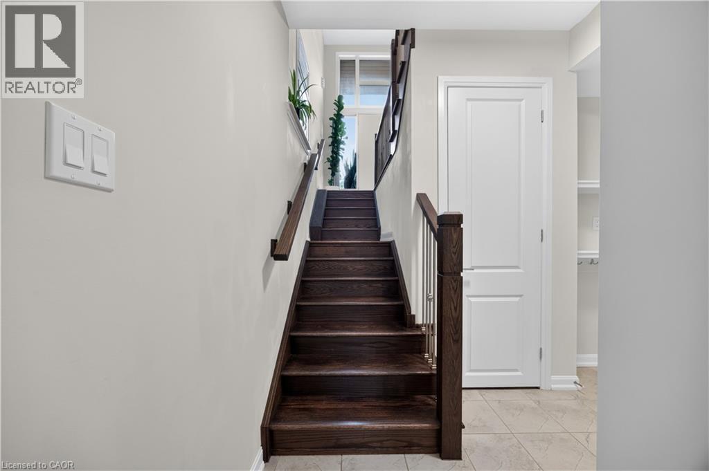 3364 VERNON POWELL Drive - 33