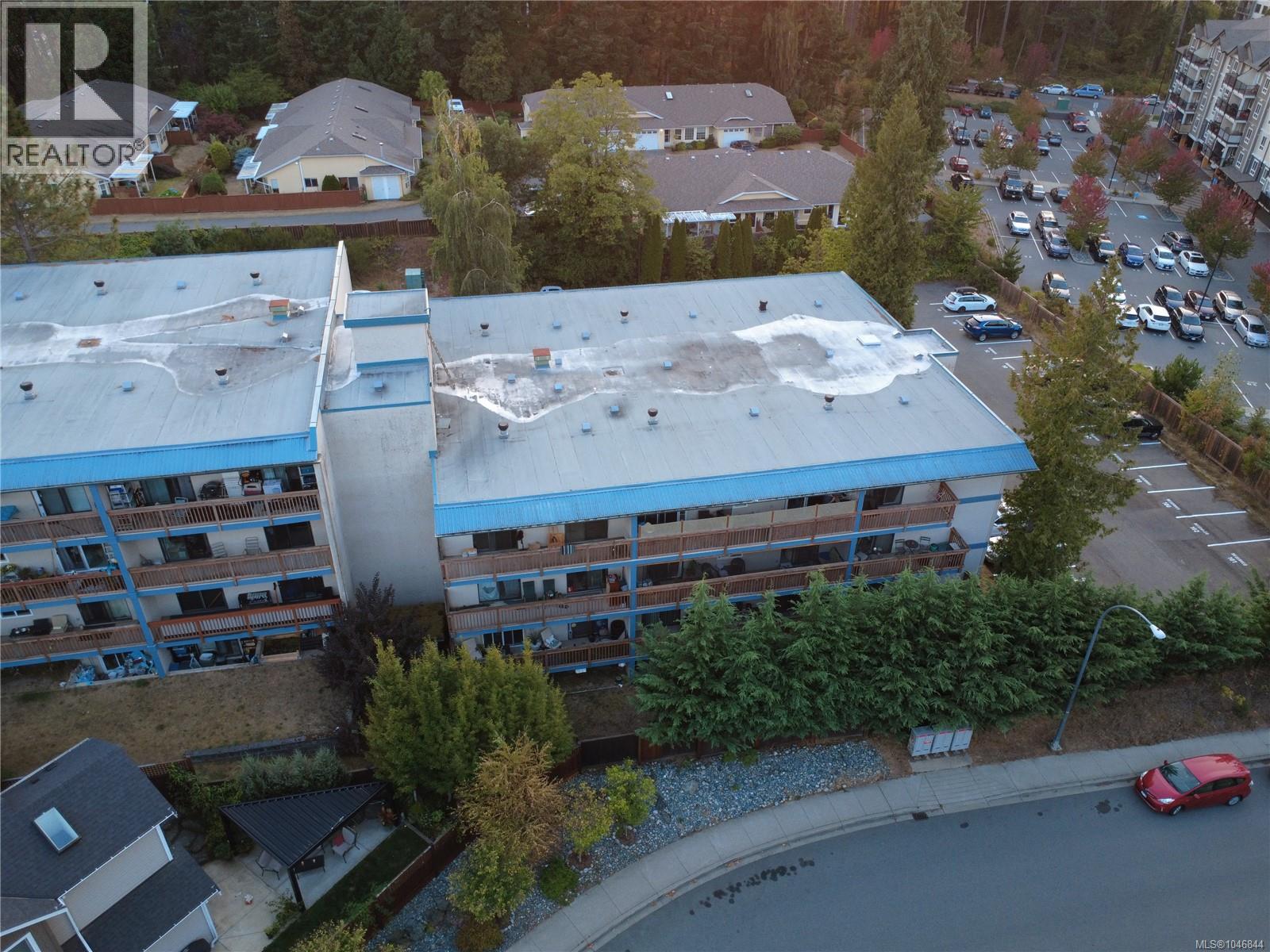 #407 4728 Uplands Dr - Image 17