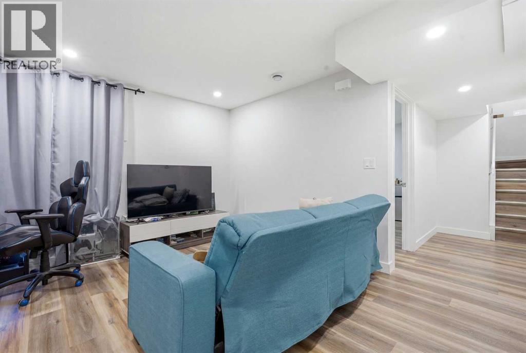 212 Panatella Drive NW - 38