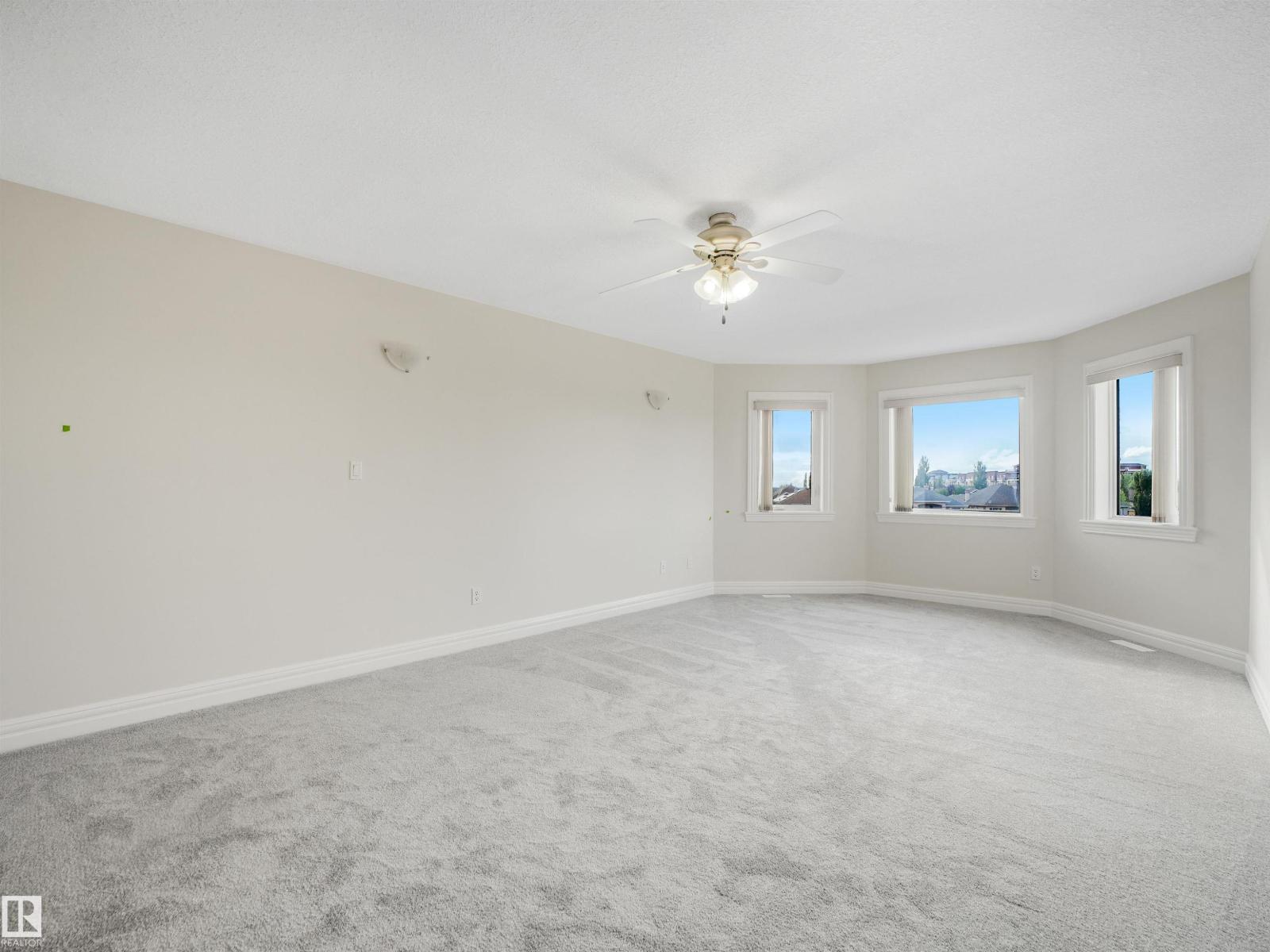 22 SHORES DR - Image 37