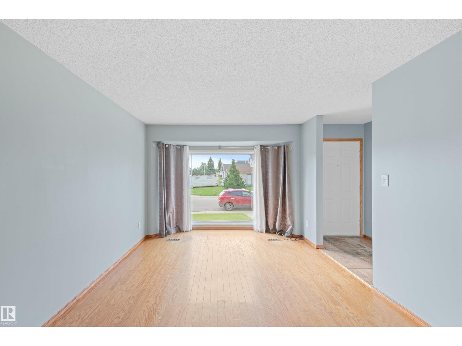 14538 37 ST NW - 16