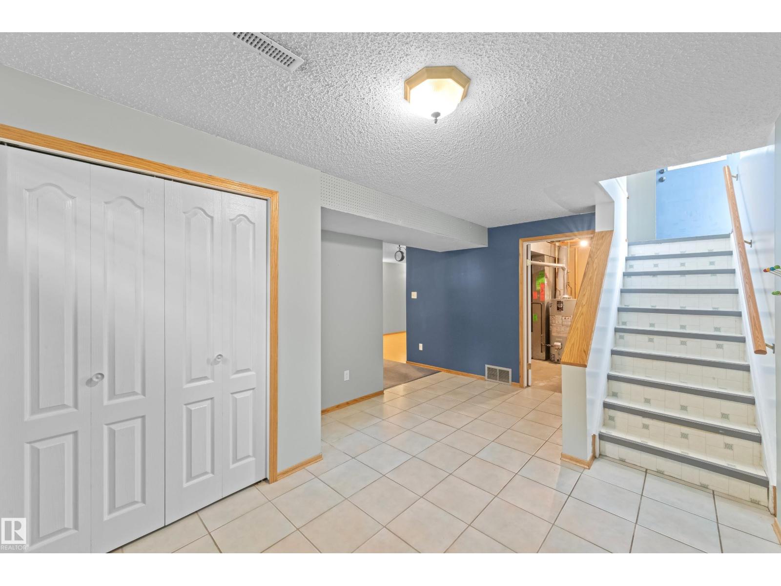 14538 37 ST NW - 18