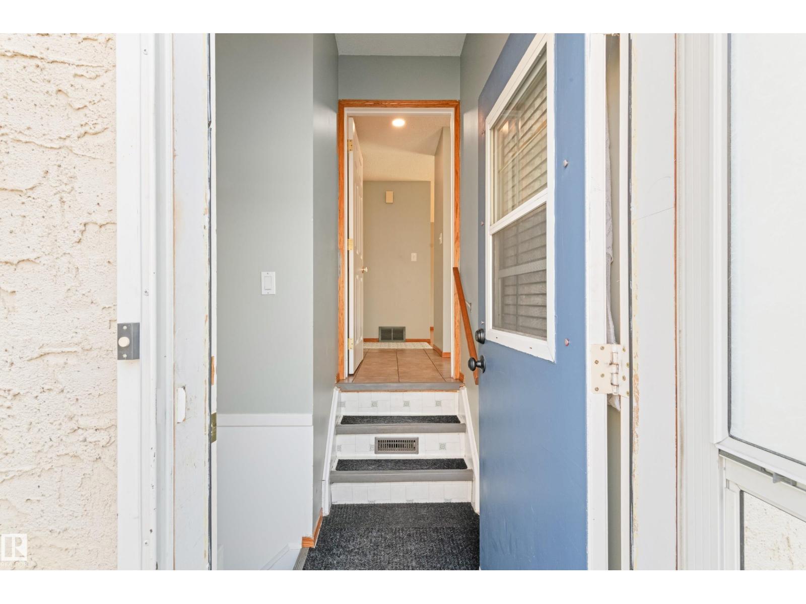 14538 37 ST NW - 28