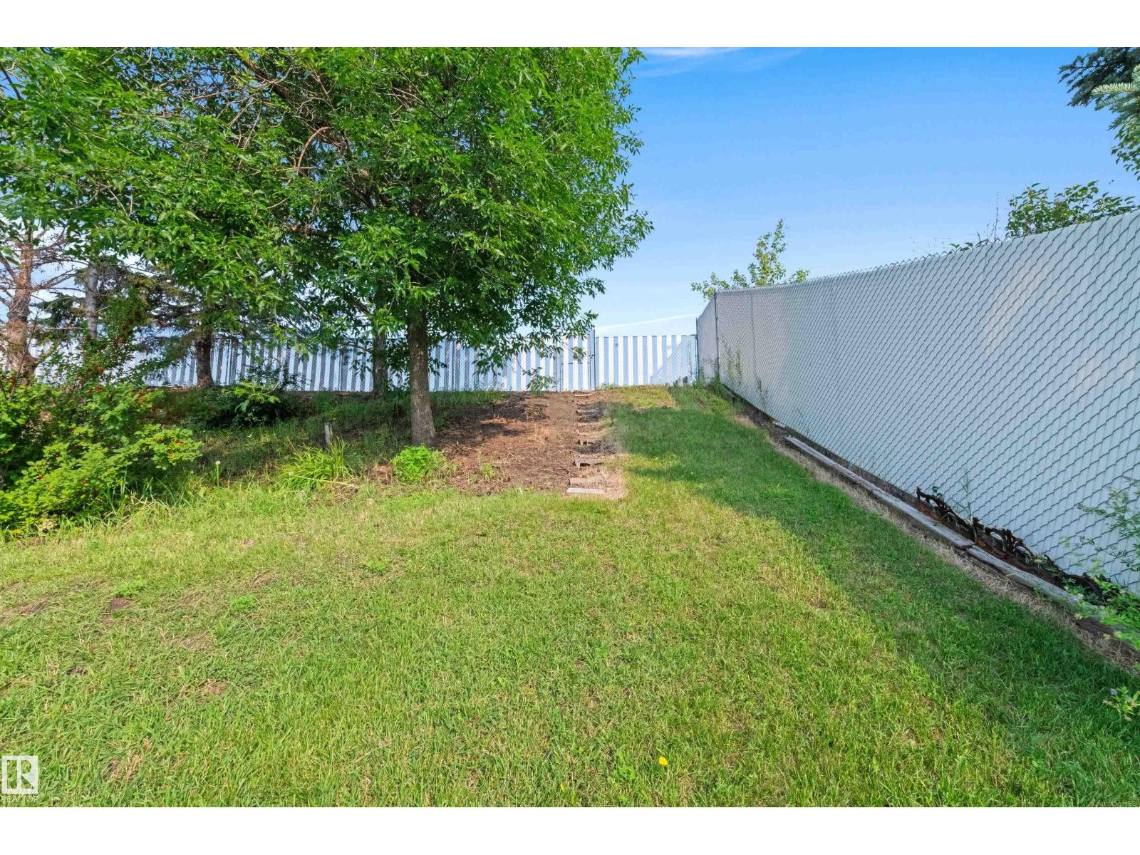 14538 37 ST NW - Image 32
