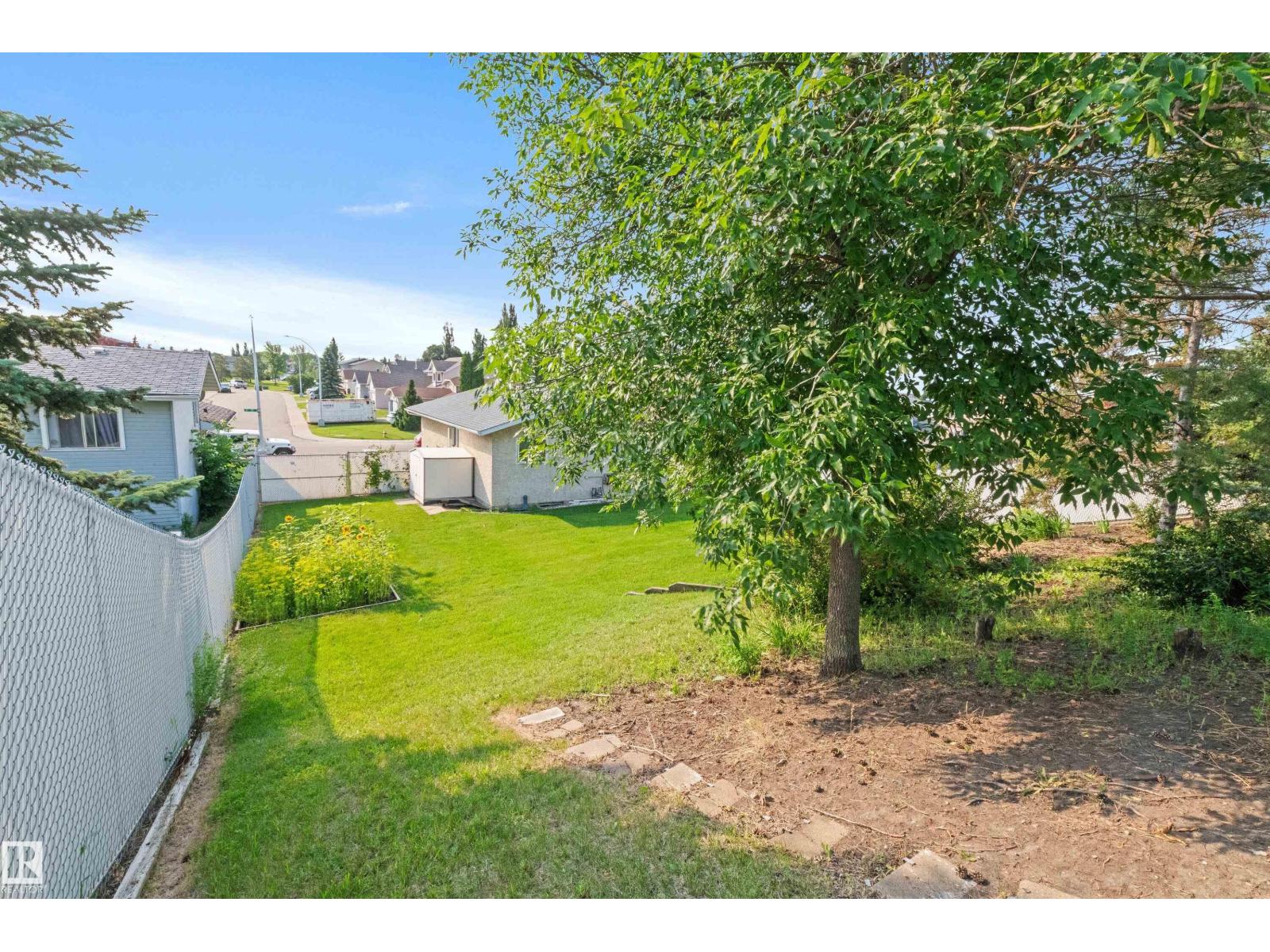 14538 37 ST NW - 33