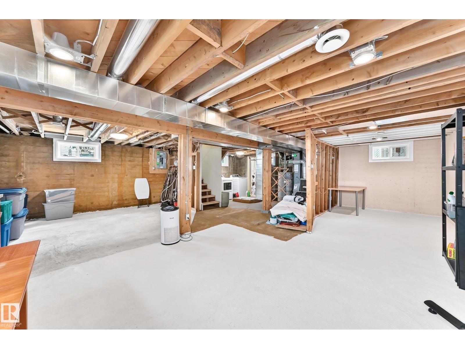 11637 87 ST NW - Image 23