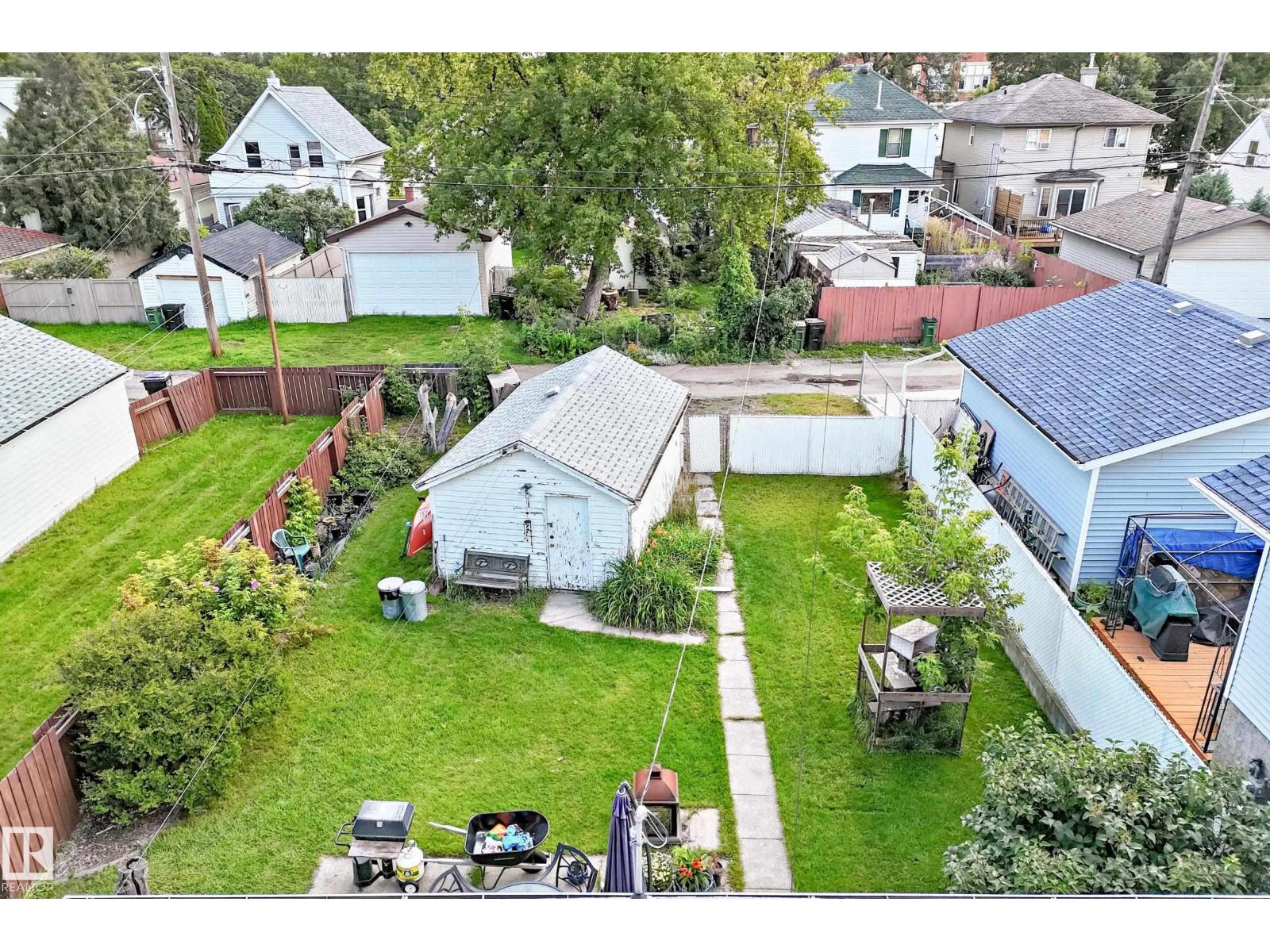 11637 87 ST NW - Image 39