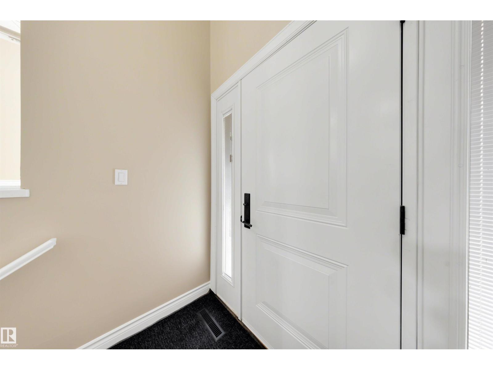 4139 122 ST NW - 22