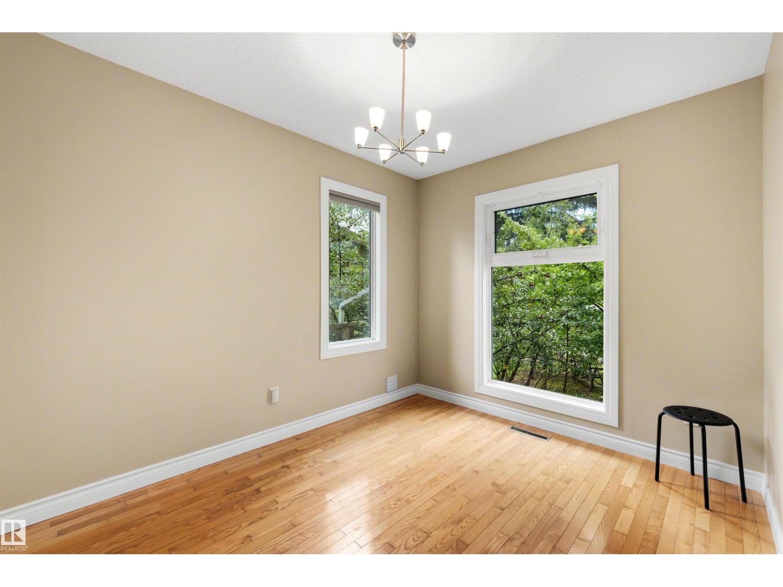 4139 122 ST NW - 7