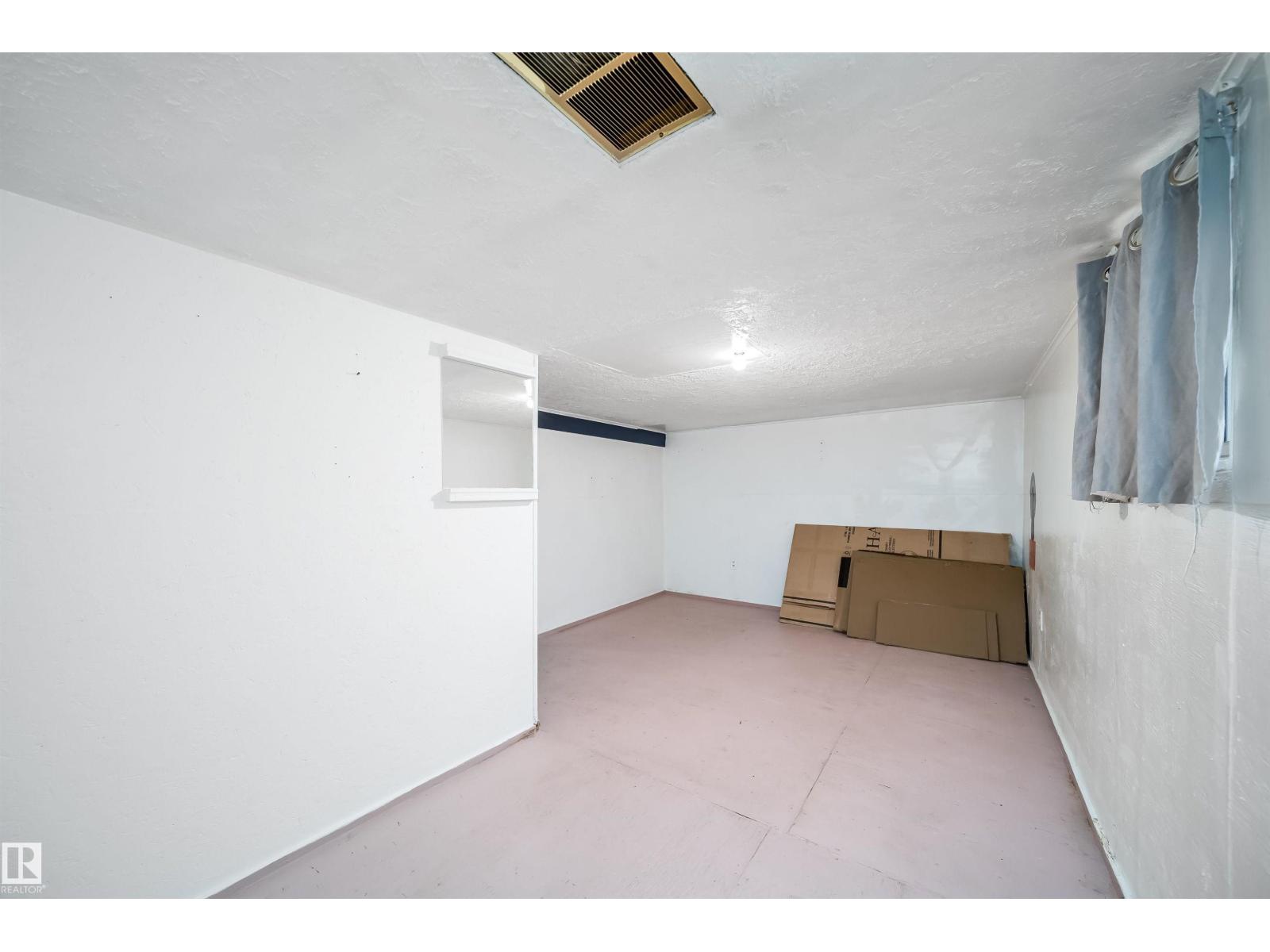 11604 97 ST NW - Image 27