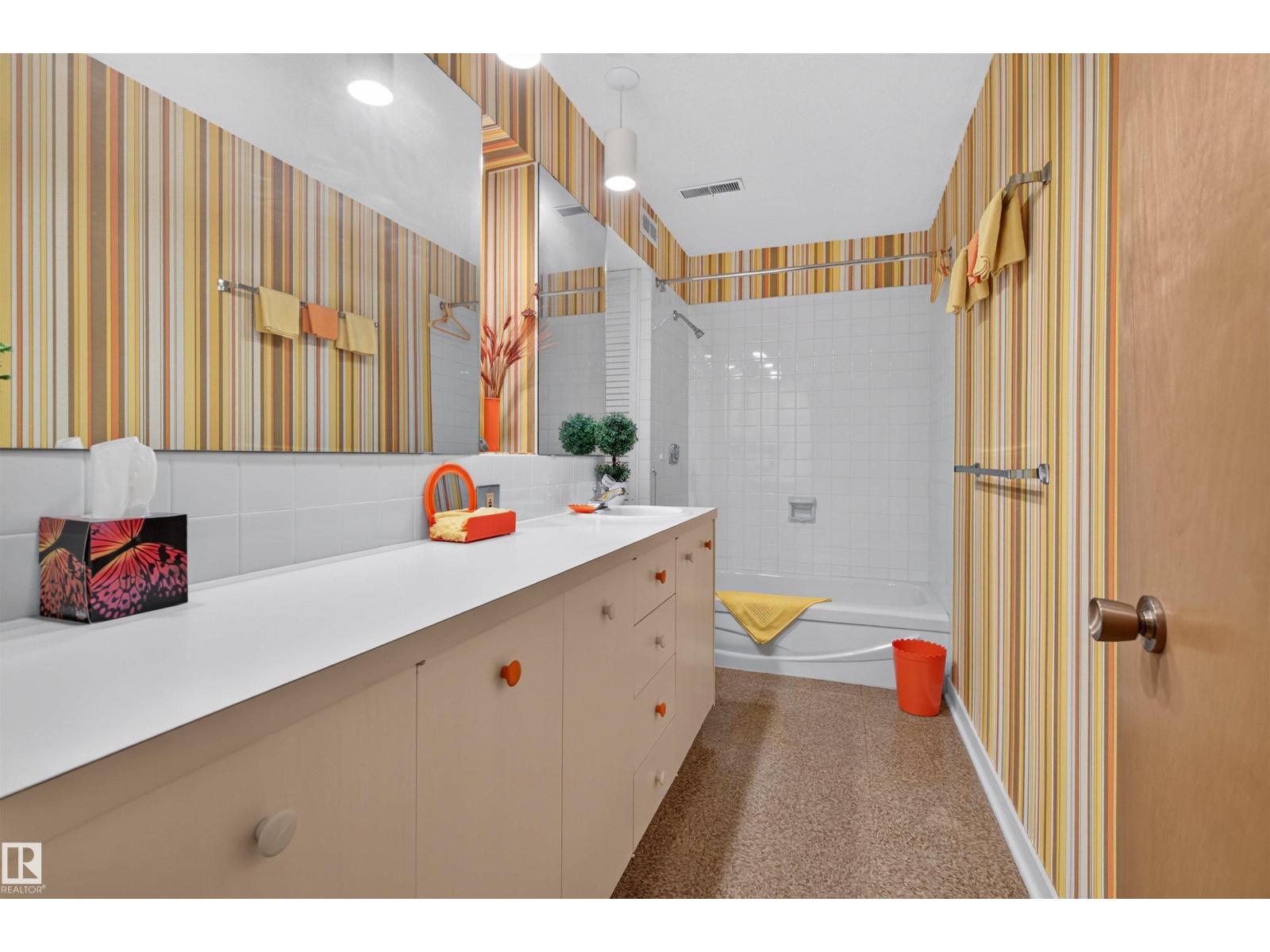 13842 RAVINE DR NW - 20