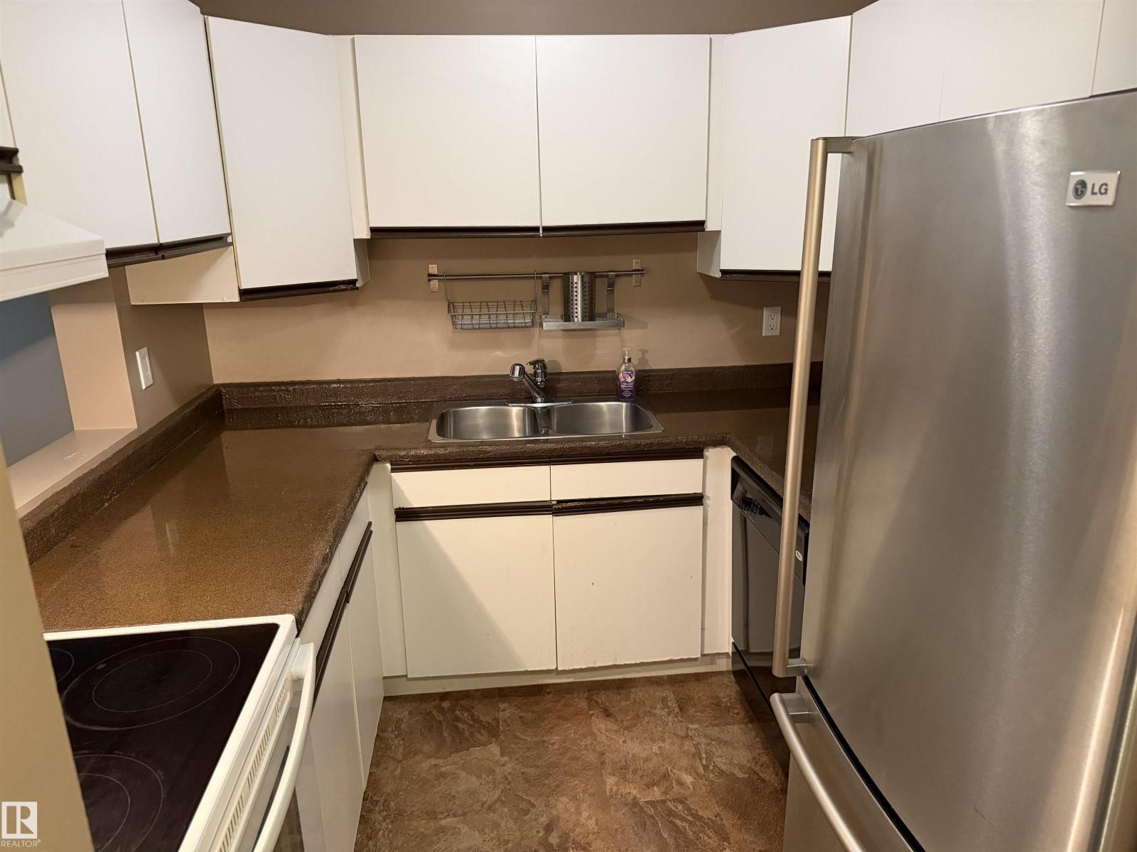 #203 11807 101 ST NW - Image 6