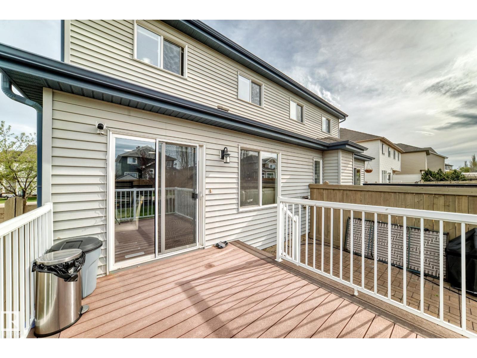6419 18 AV SW - 17