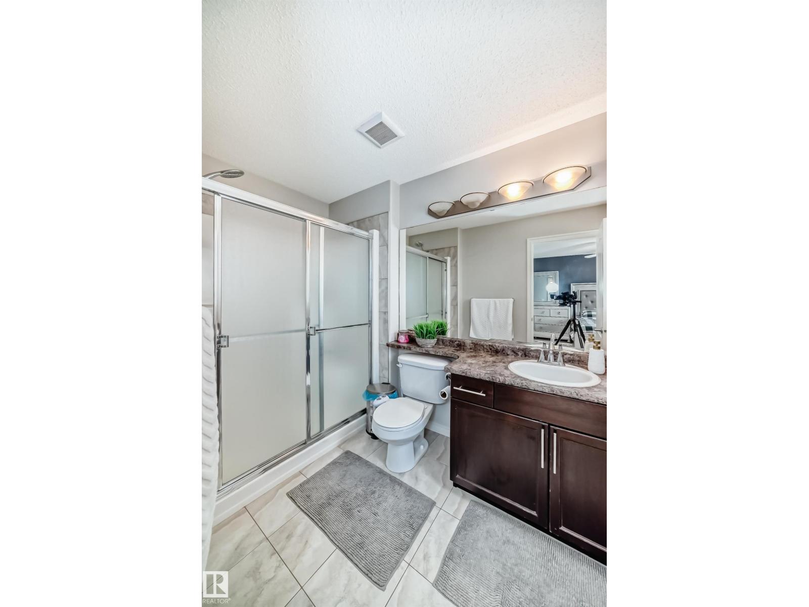 6419 18 AV SW - Image 30