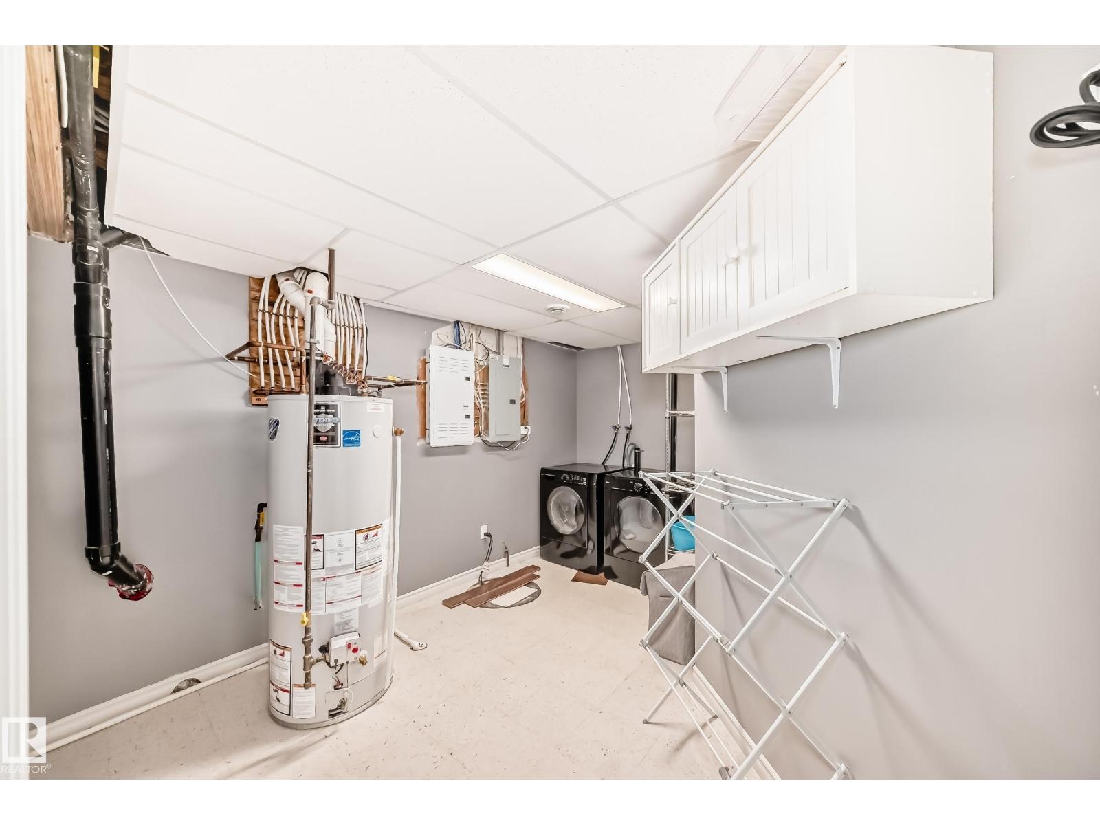 6419 18 AV SW - Image 47