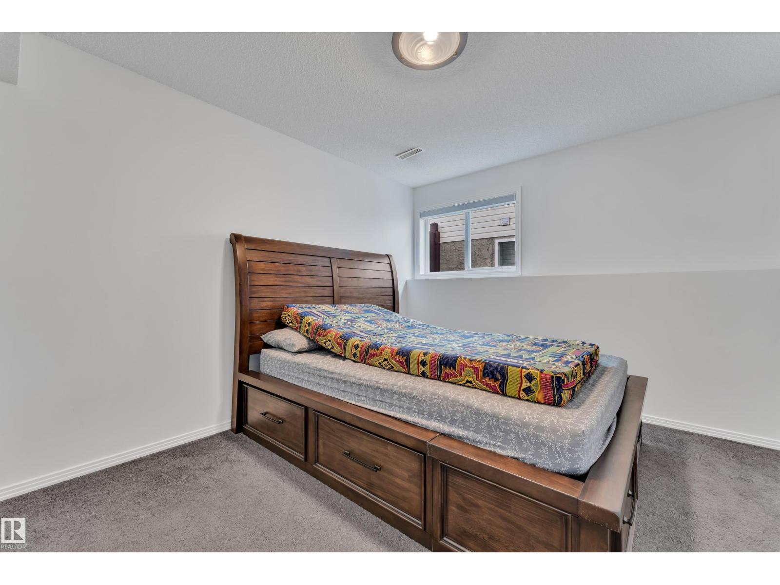 916 JORDAN CR NW - 34