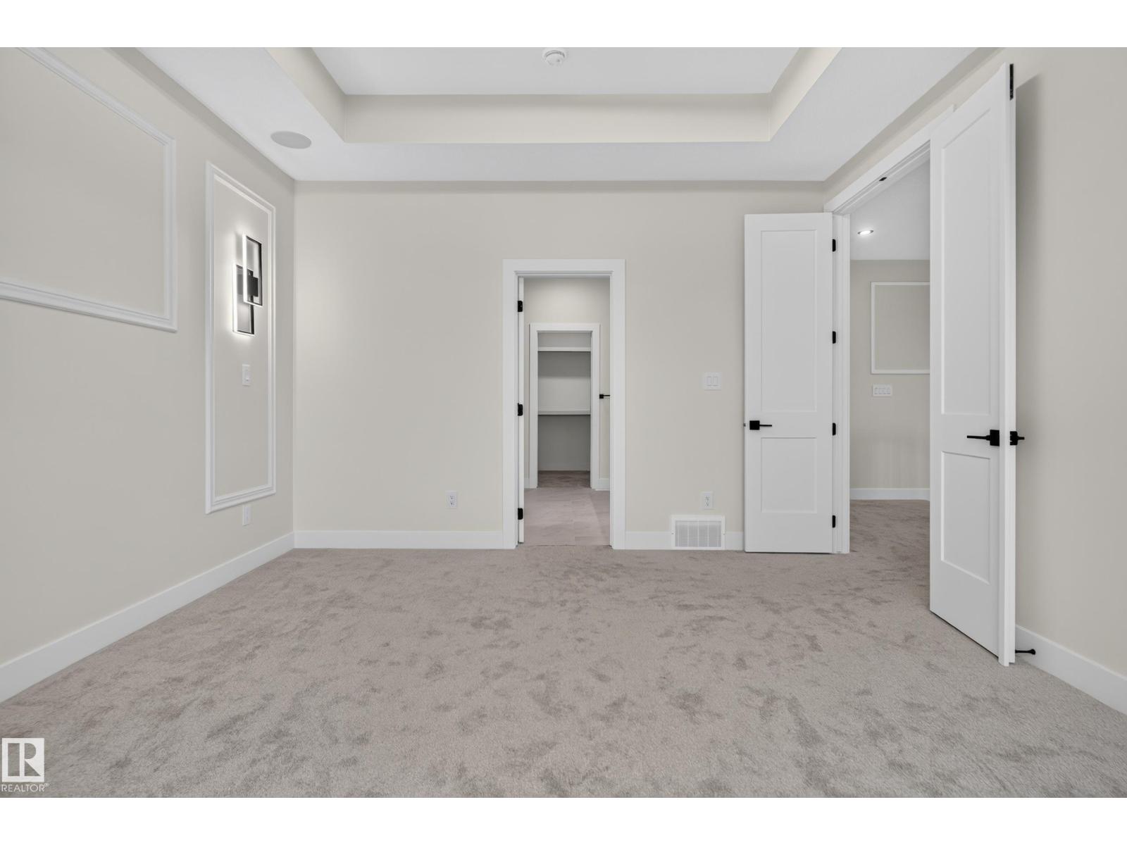 132 EDGEWATER CI - Image 33