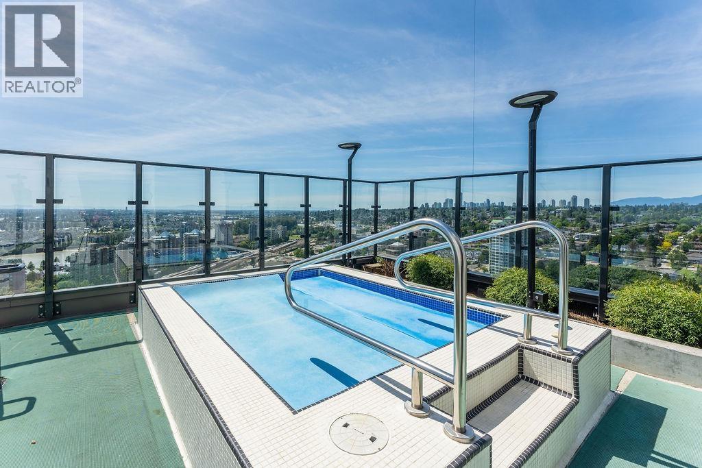 TH 507 823 CARNARVON STREET, New Westminster