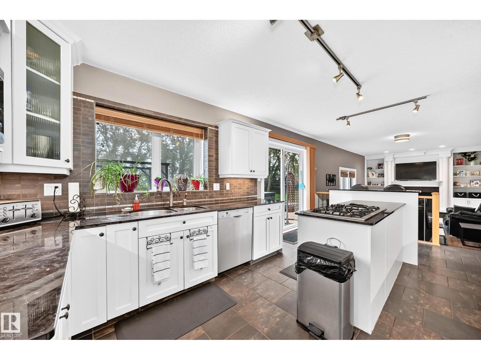 #38 24512 STURGEON RD - 14