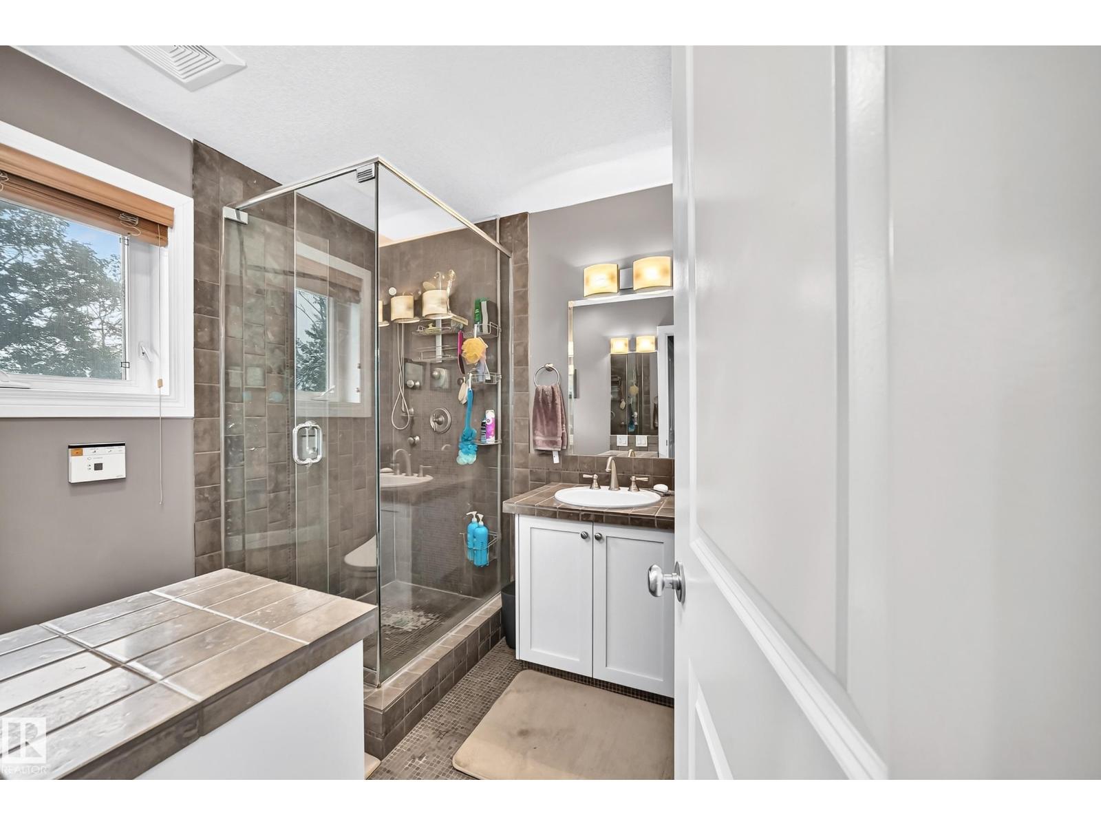 #38 24512 STURGEON RD - Image 33