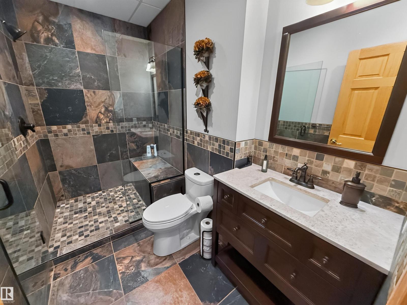 #16 52111 RGE ROAD 25 - 52