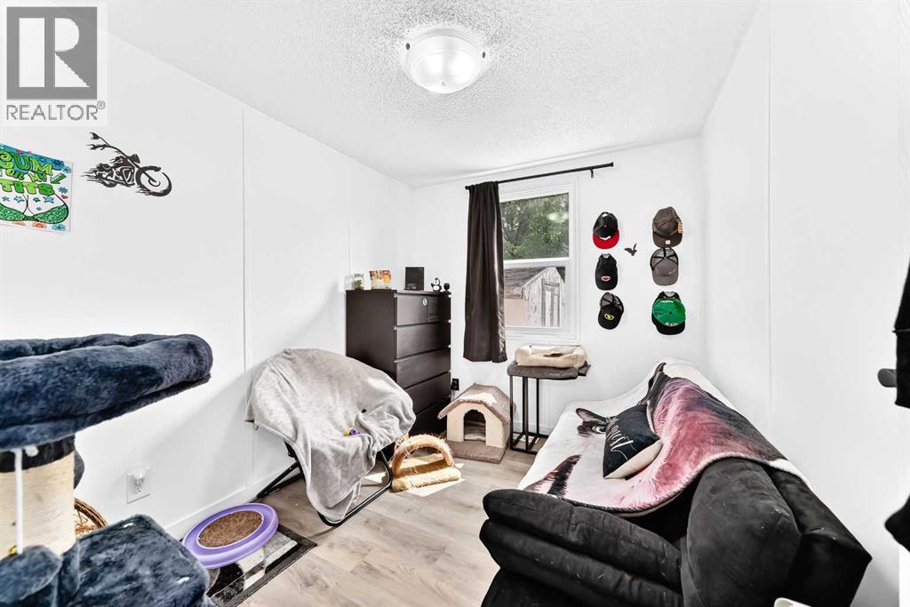 3223 83 Street Northwest - Photo 22