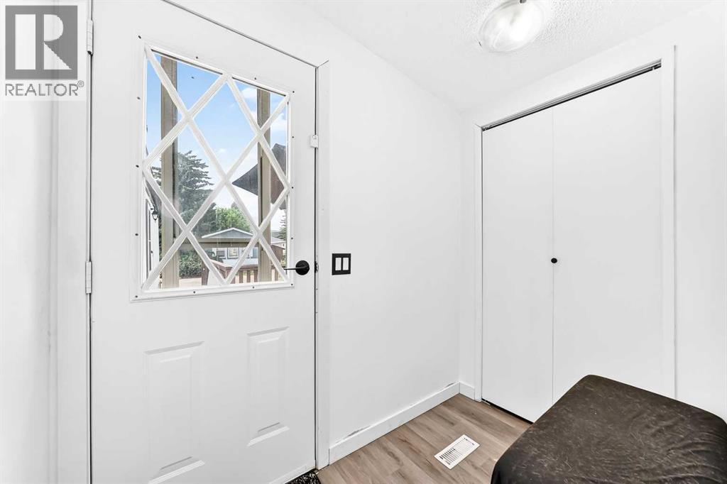 3223 83 Street Northwest - Photo 28