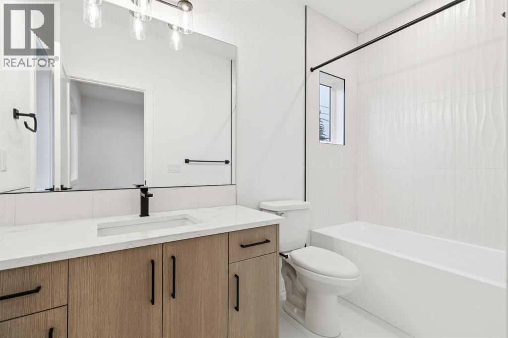 4303 30 Avenue Southwest - Photo 14