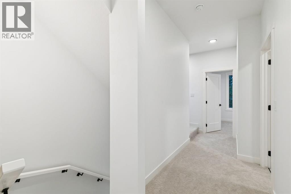 4303 30 Avenue Southwest - Photo 16