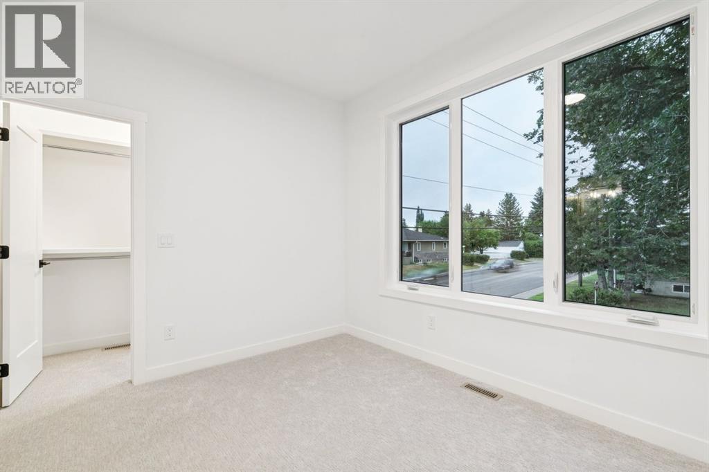 4303 30 Avenue Southwest - Photo 22