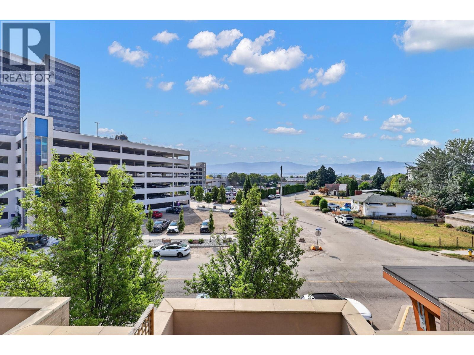 #306 1550 Dickson Avenue - 27